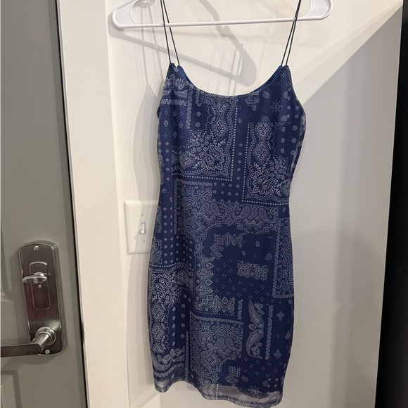 FOREVER 21 | Blue Paisley Spaghetti Strap Dress - Picture 6 of 8